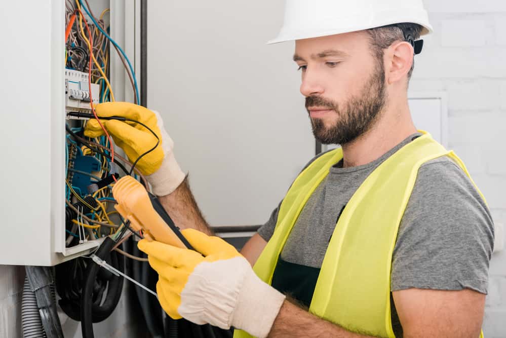 Certified digiGate installer with cabling